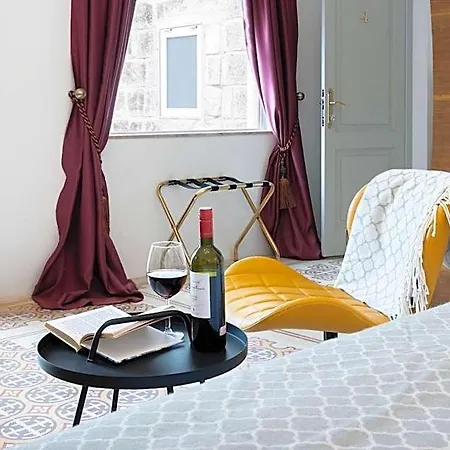 116townhouse Couette-café
